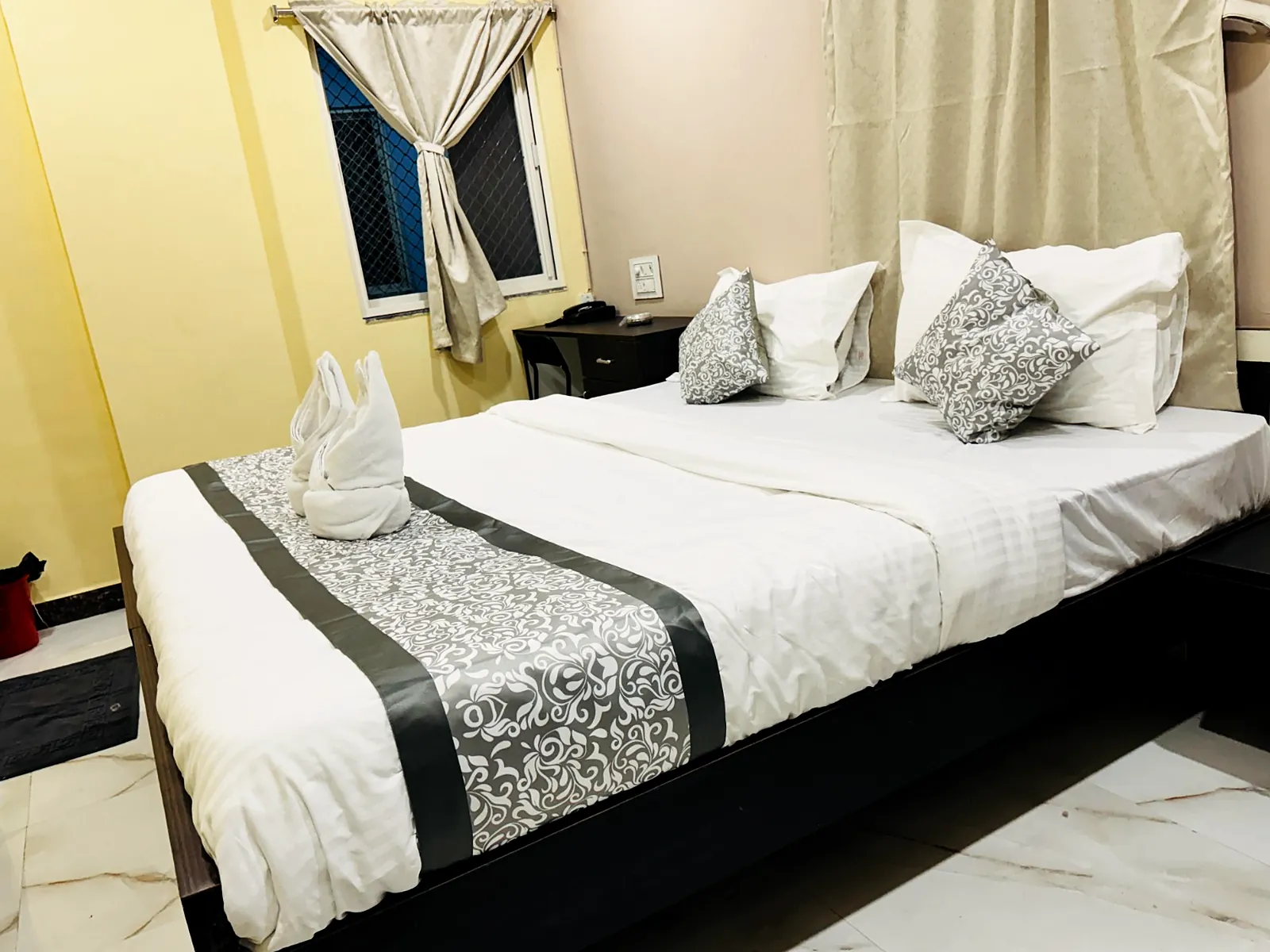 Guest room at Hotel Hyderabad Pulse