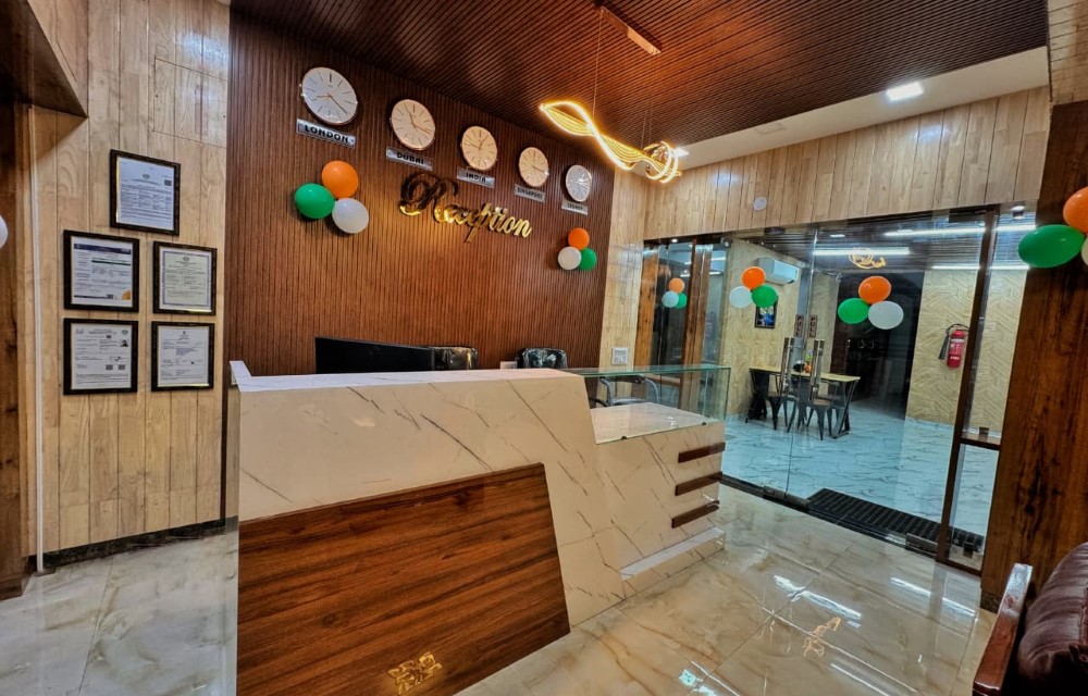Gallery Picture