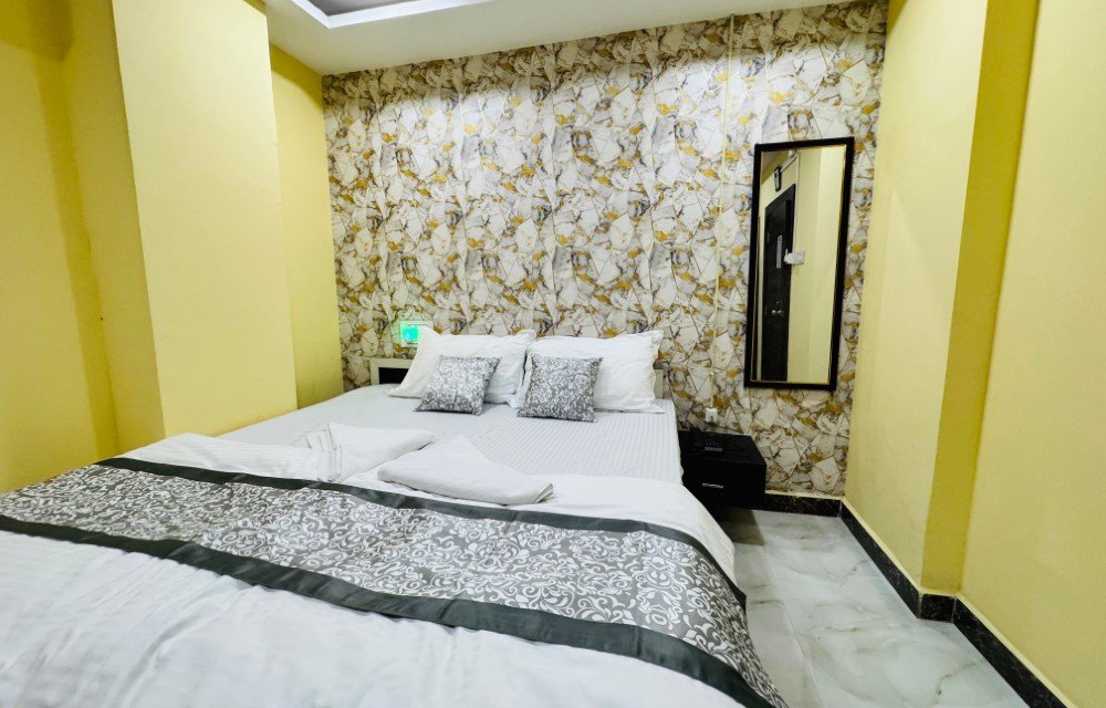 Hotel Hyderabad Pulse
