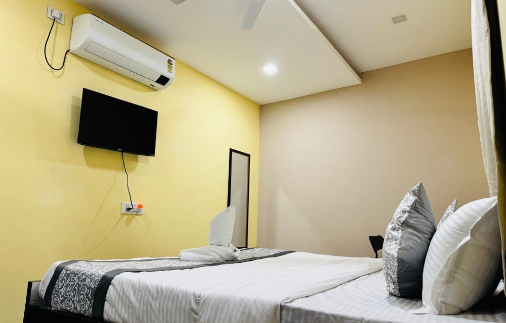 Hotel Hyderabad Pulse