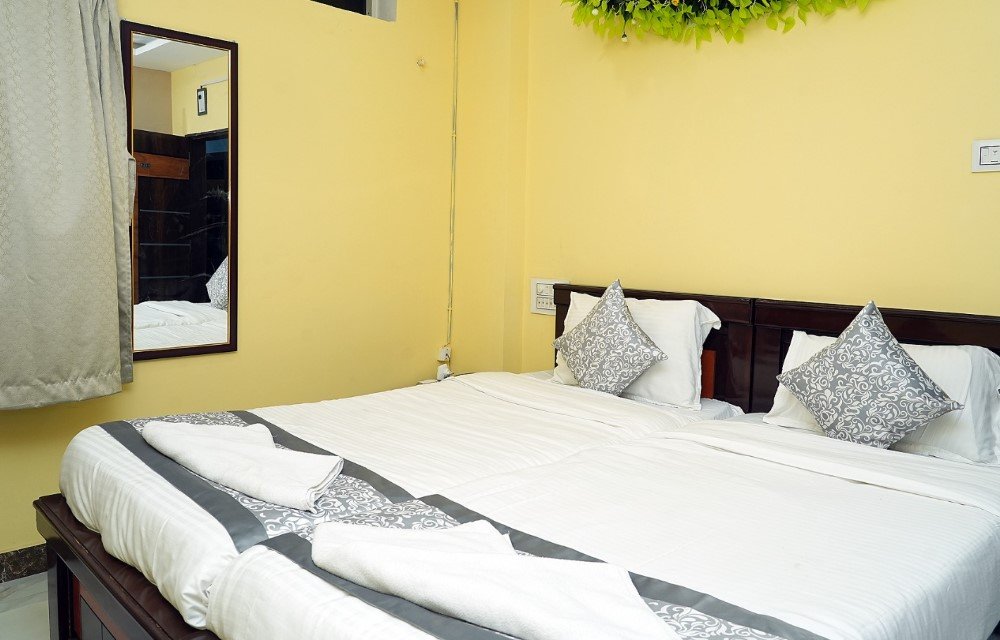 Hotel Hyderabad Pulse